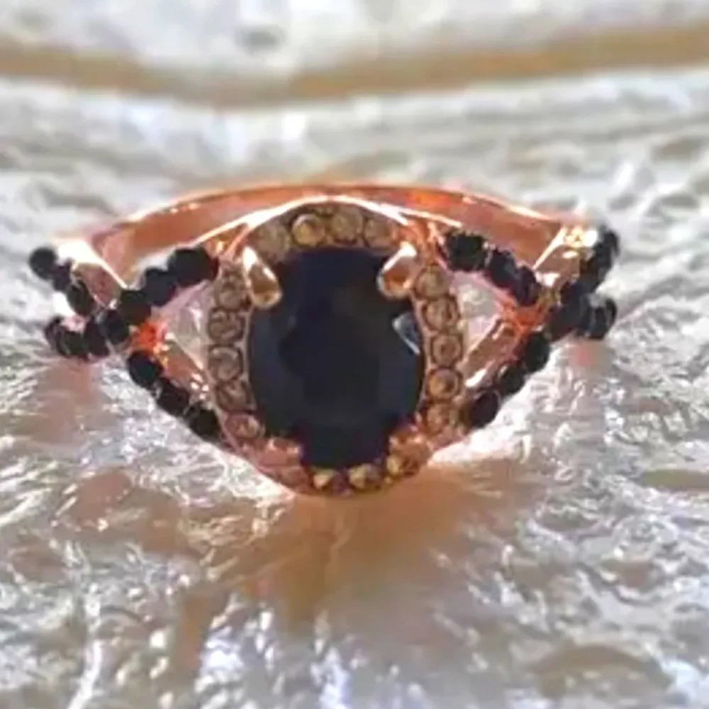 Retro black Zircon Temperament ring sz 8